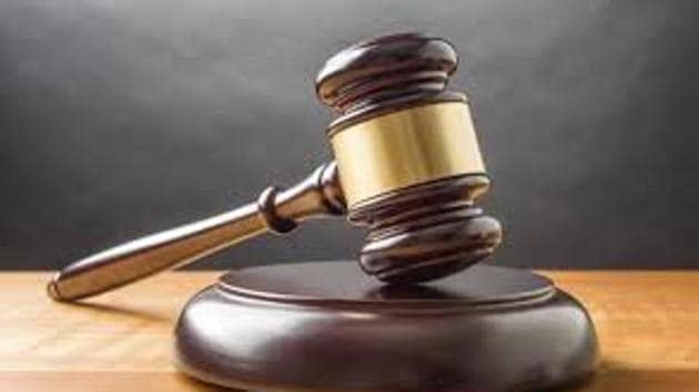 In 2014, MDCC Bank invested Rs 10 crore in fixed deposits with the Vasai branch of ICICI Bank. (HT File/Representational Image) In 2014, MDCC Bank invested Rs 10 crore in fixed deposits with the Vasai branch of ICICI Bank. (HT File/Representational Image)