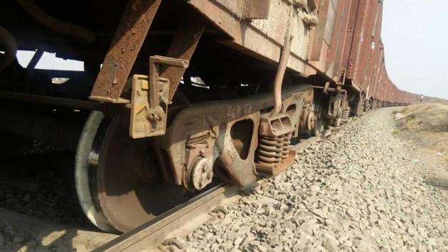 The goods train derailed on the Pune_Miraj route. There were no casualties. (HT Photo) The goods train derailed on the Pune_Miraj route. There were no casualties. (HT Photo)