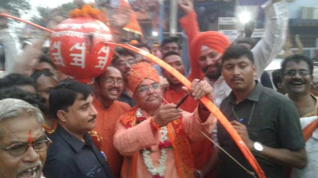 Bengal BJP president Dilip Ghosh with bow and arrow at a Ram Navami rally in Kharagpur on Sunday.(HT Photo)