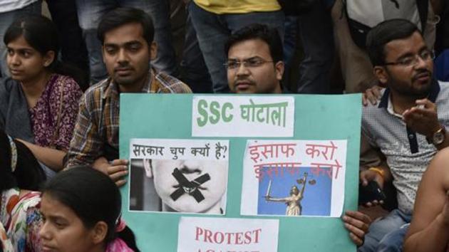 The Amboli police had cracked a SSC paper leak racket after a student at a school on Veera Desai Road received a question paper on March 19. (HT File) The Amboli police had cracked a SSC paper leak racket after a student at a school on Veera Desai Road received a question paper on March 19. (HT File)