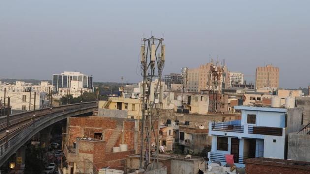 The civic body has been directed to check if mobile tower operators have submitted details of radiation levels and have obtained necessary permits. (Parveen Kumar/HT Photo) The civic body has been directed to check if mobile tower operators have submitted details of radiation levels and have obtained necessary permits. (Parveen Kumar/HT Photo)