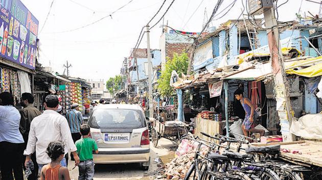 The authority had decided to provide flats to only those who were living in these slums till the end of 2010, as per the survey report. (Burhaan Kinu/HT Photo) The authority had decided to provide flats to only those who were living in these slums till the end of 2010, as per the survey report. (Burhaan Kinu/HT Photo)