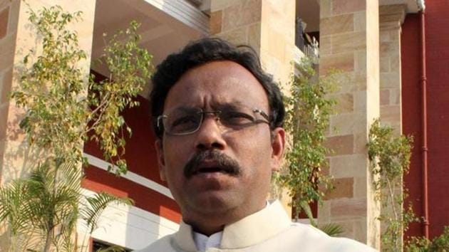 The notification stands withdrawn... and the decision of MAA has been cancelled, Vinod Tawde said.(HT File) The notification stands withdrawn... and the decision of MAA has been cancelled, Vinod Tawde said.(HT File)