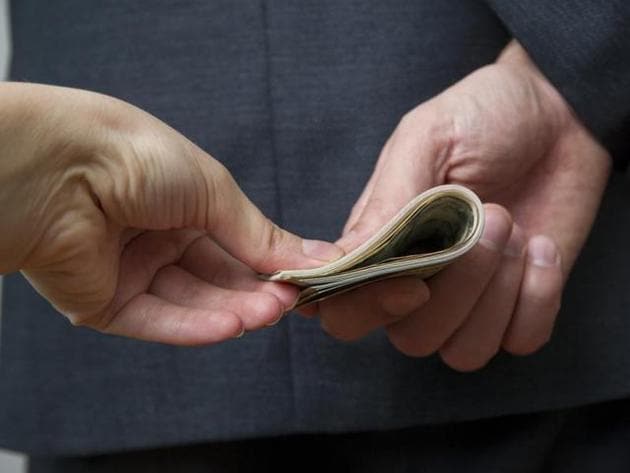 ACB stated that issuing licenses after accepting bribes may result in serious ramifications. (HT FILE) ACB stated that issuing licenses after accepting bribes may result in serious ramifications. (HT FILE)