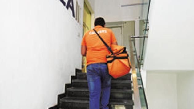 A Grofers delivery executive on the job, in Gurgaon.(FILE PHOTO)