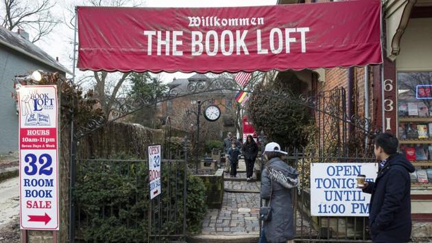 Customers approach the entrance to The Book Loft of German Village in Columbus, Ohio.(AP Photo/Jonathan Elderfield) Customers approach the entrance to The Book Loft of German Village in Columbus, Ohio.(AP Photo/Jonathan Elderfield)