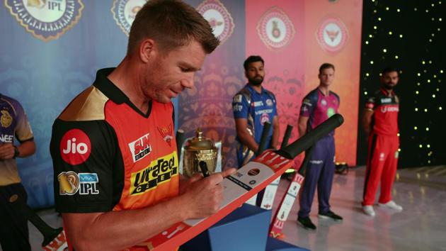 David Warner signs the Spirit of Cricket bat during the IPL 2017 Captain's Meeting in Hyderabad on April 4, 2017. David Warner was the highest scorer for Sunrisers Hyderabad in Indian Premier League 2017. The Australian opener has now stepped down as SRH skipper in the wake of the ball-tampering episode in South Africa.(BCCI)