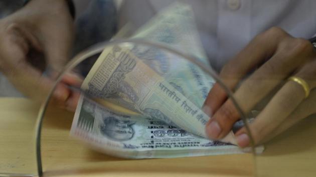 Banks will remain closed on March 29 and March 30 for Mahavir Jayanti and Good Friday and will work on March 31. Banks will shut again on April 2 (Monday) for annual closing of accounts. (AFP Photo) Banks will remain closed on March 29 and March 30 for Mahavir Jayanti and Good Friday and will work on March 31. Banks will shut again on April 2 (Monday) for annual closing of accounts. (AFP Photo)