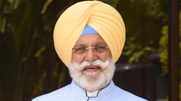 The CM had ordered to form the one-man commission in May last year following allegations of impropriety against his then power and irrigation minister Rana Gurjit in sand mine auctions had emerged. He was given a clean chit by the commission. The CM had ordered to form the one-man commission in May last year following allegations of impropriety against his then power and irrigation minister Rana Gurjit in sand mine auctions had emerged. He was given a clean chit by the commission.