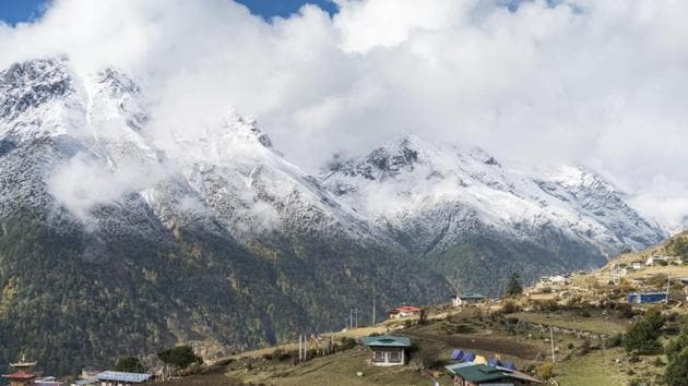The highest rise in mean temperature was observed in the Greater Himalayas at 0.87 degree Celsius (1991-2015), followed by the Karakoram Himalayas at 0.56 degree Celsius.(AP/Photo for representation) The highest rise in mean temperature was observed in the Greater Himalayas at 0.87 degree Celsius (1991-2015), followed by the Karakoram Himalayas at 0.56 degree Celsius.(AP/Photo for representation)