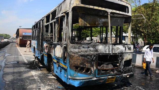 The PMPML bus that caught fire on Thursday.(Shankar Narayan/HT Photo)