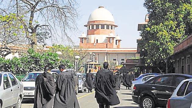 A file photo of lawyers outside the Supreme Court in New Delhi. (LiveMint photo) A file photo of lawyers outside the Supreme Court in New Delhi. (LiveMint photo)