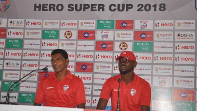 Churchill Brothers coach Alfred Fernandes (L) is confident of a strong show against Mohun Bagan in the Super Cup.(AIFF)