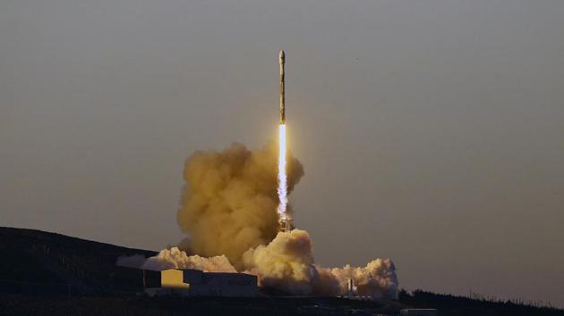 A Falcon 9 rocket lifts off from Vandenberg Air Force Base, California, on March 30, 2018.(AP Photo)