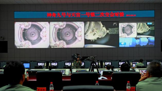 Chinese authorities have said the roughly eight-tonne Tiangong-1 is unlikely to cause any damage when it comes down and that its fiery disintegration will offer a “splendid” show akin to a meteor shower. (AFP Photo) Chinese authorities have said the roughly eight-tonne Tiangong-1 is unlikely to cause any damage when it comes down and that its fiery disintegration will offer a “splendid” show akin to a meteor shower. (AFP Photo)