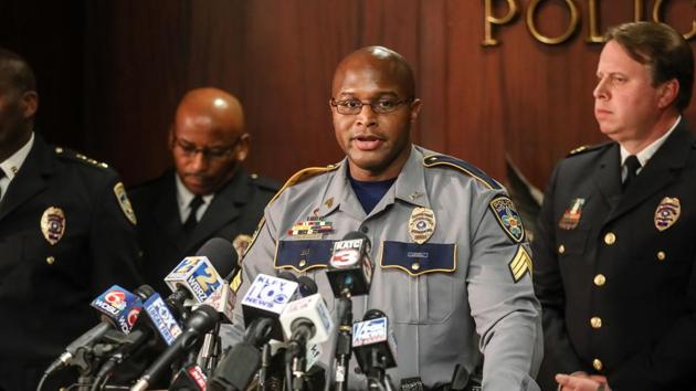 Internal Investigator of the Baton Rouge Police Department Myron Daniels gives remarks at the Baton Rouge Police Station regarding the officers who shot Alton Sterling in 2016 on March 30, 2018. (AFP Photo) Internal Investigator of the Baton Rouge Police Department Myron Daniels gives remarks at the Baton Rouge Police Station regarding the officers who shot Alton Sterling in 2016 on March 30, 2018. (AFP Photo)