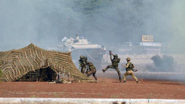 As part of the celebrations, the Indian Army’s Southern Command, the country’s oldest field army, staged a war-like situation at the Southern Command Military Tattoo event at Race course in Pune on March 31. (PRATHAM GOKHALE/HT PHOTO)
