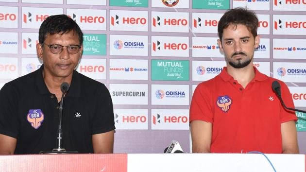 Derrick Pereira (L) will take charge of FC Goa in the absence of head coach Sergio Lobera.(AIFF)
