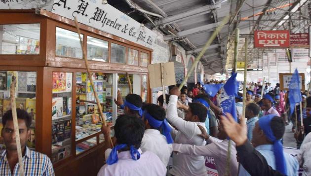 Protesters vandalise a bookshop during Bharat Bandh call given by Dalit organisations against the alleged dilution of the Scheduled Castes/Scheduled Tribes Act, in Gaya, Bihar, on Monday.(PTI Photo)