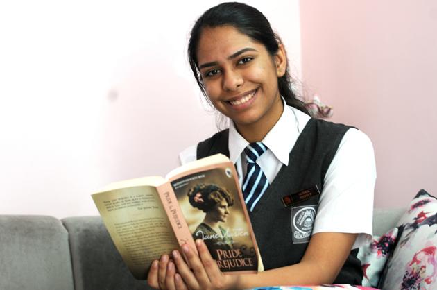 Woman power: Prerna Arora, the prefect of New Public School, Sector 18, Chandigarh, is fond of reading women-centric novels where the protagonist retains her originality yet fits into society’s scheme of things.(Ravi Kumar/HT)