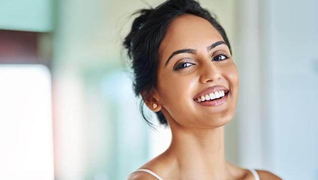 Kiwi fruit helps remove tan, controls sun damage and also works as a bleaching agent.(Getty Images)