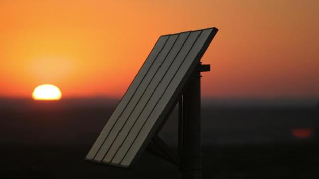 SoftBank said in 2015 that it would invest up to $20 billion along with Foxconn Technology Co Ltd and Bharti Enterprises in solar projects in India, which has a goal of generating 100 gigawatts (GW) of power from solar by 2022.(AFP Photo) SoftBank said in 2015 that it would invest up to $20 billion along with Foxconn Technology Co Ltd and Bharti Enterprises in solar projects in India, which has a goal of generating 100 gigawatts (GW) of power from solar by 2022.(AFP Photo)