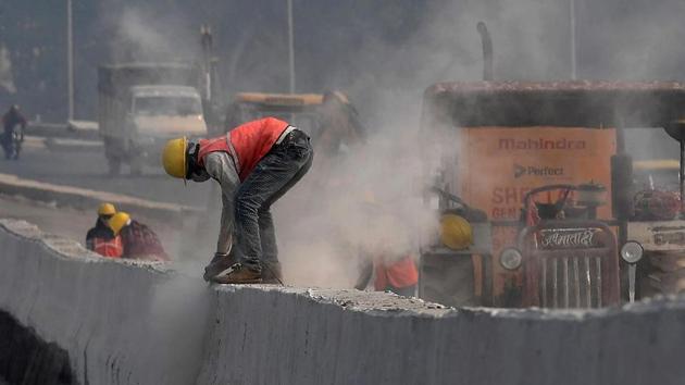 The National Highways Authority of India on March 31 said it awarded road projects totaling ₹1.22 trillion in the last financial year. Tendering and projects awarding activity picked after the government announced the Bharatmala programme. (AFP File Photo) The National Highways Authority of India on March 31 said it awarded road projects totaling ₹1.22 trillion in the last financial year. Tendering and projects awarding activity picked after the government announced the Bharatmala programme. (AFP File Photo)
