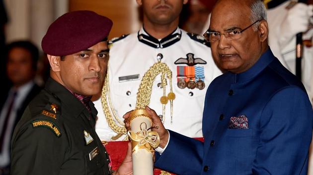 Mahendra Singh Dhoni on Monday received the coveted Padma Bhushan award from President Ram Nath Kovind. (REUTERS)