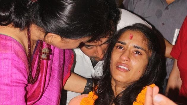 Vinesh Phogat (right) was injured during the 2016 Rio Olympics as well. (HT Photo) Vinesh Phogat (right) was injured during the 2016 Rio Olympics as well. (HT Photo)