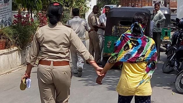The 17-year-old girl was detained and the woman teacher arrested on Tuesday from Ghaziabad railway station.(Sakib ALi/HT Photo) The 17-year-old girl was detained and the woman teacher arrested on Tuesday from Ghaziabad railway station.(Sakib ALi/HT Photo)