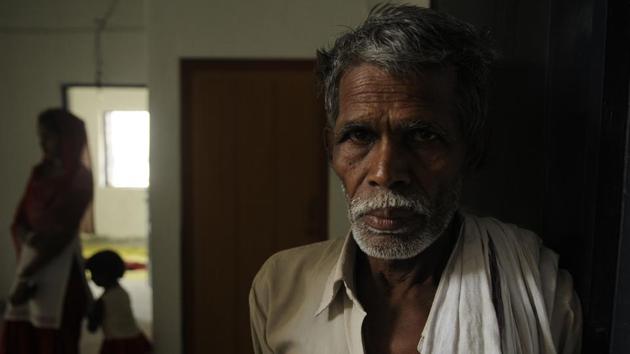 Dasarath Paswan of Gosaindanga is among the displaced hundreds now living at the New Colony camp in Asansol. Still concerned for their safety, young locals patrol the camp once it’s dark. (Samir Jana / HT Photo) Dasarath Paswan of Gosaindanga is among the displaced hundreds now living at the New Colony camp in Asansol. Still concerned for their safety, young locals patrol the camp once it’s dark. (Samir Jana / HT Photo)
