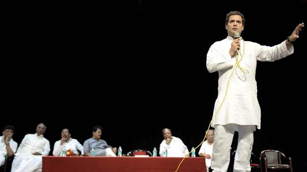 Congress President Rahul Gandhi addresses traders and workers of unorganised sectors in Davanagere, Karnataka on Wednesday.(PTI) Congress President Rahul Gandhi addresses traders and workers of unorganised sectors in Davanagere, Karnataka on Wednesday.(PTI)