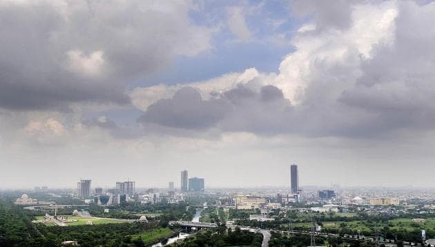 Before receiving average rains in 2016, India suffered back-to-back drought years for only the fourth time in more than a century, hurting incomes and driving some farmers to suicide.(HT File Photo)