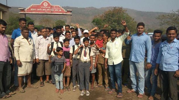 The villagers blocked Tata Hospital road to protest against the mining work in the area.