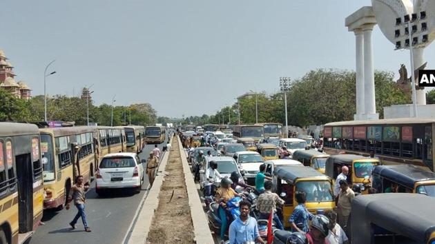 Traffic jam in Chennai due to ‘road-roko’ protests and demonstrations by opposition parties(ANI Photo) Traffic jam in Chennai due to ‘road-roko’ protests and demonstrations by opposition parties(ANI Photo)