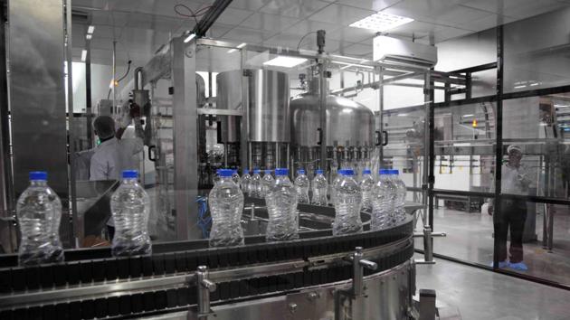 The government has decided to lift the plastic ban on small PET and PETE bottles with capacity of less than half litre.(HT File (Representational Image)) The government has decided to lift the plastic ban on small PET and PETE bottles with capacity of less than half litre.(HT File (Representational Image))