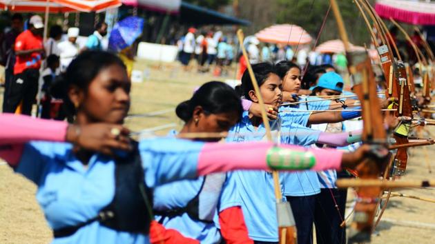Participants from various states in action during the Archery Championship 2018 on Thursday. (Shankar Narayan/HT PHOTO) 