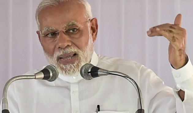 If the RBI survey correctly mirrors the economic sentiments of the urban middle class, then the economy and its growth story (or the lack of it) cannot be the main narrative for Prime Minister Modi’s re-election bid in 2019.(PTI File Photo)