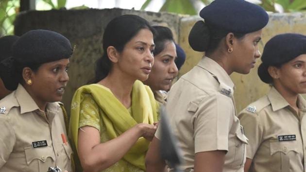 A June 28, 2017, photo of Indrani Mukerjea, accused in Sheena Bora case, being brought at JJ Hospital in Mumbai for a medical check up.(Bhushan Koyande/HT File Photo)