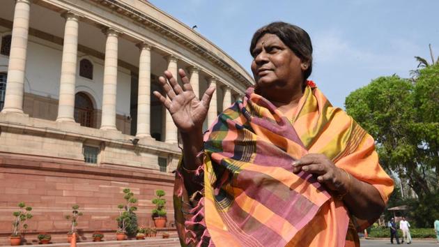 In the various protests that emerged during the Budget session TDP MP Naramalli Sivaprasad stood out for his take to various costumed appearances as drawing attention to the protest demanding special status for Andhra Pradesh. (Arvind Yadav / HT Photo) 