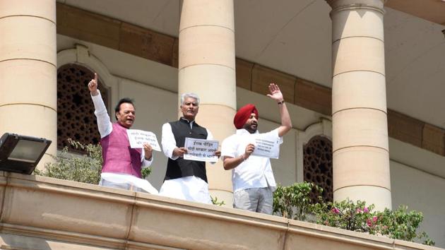 Prime Minister Narendra Modi on April 03 announced an ex-gratia payment of Rs 10 lakh for each of the families of 39 workers killed by the Islamic State in Iraq. The announcement came after Congress MPs from Punjab staged a protest in Parliament demanding compensation for the workers killed in Iraq and a day after their remains were brought back to India. (Arvind Yadav / HT Photo) 