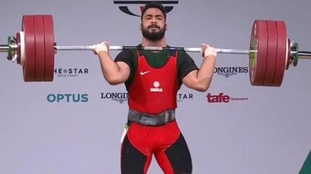 Vikas Thakur lifted a combined total of 351kg to win bronze in men’s 94kg weightlifting at the 2018 Commonwealth Games.(Twitter) Vikas Thakur lifted a combined total of 351kg to win bronze in men’s 94kg weightlifting at the 2018 Commonwealth Games.(Twitter)