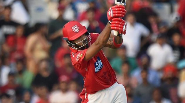 KL Rahul needed just 14 balls to bring up his maiden half-century for kings XI Punjab.(PTI)