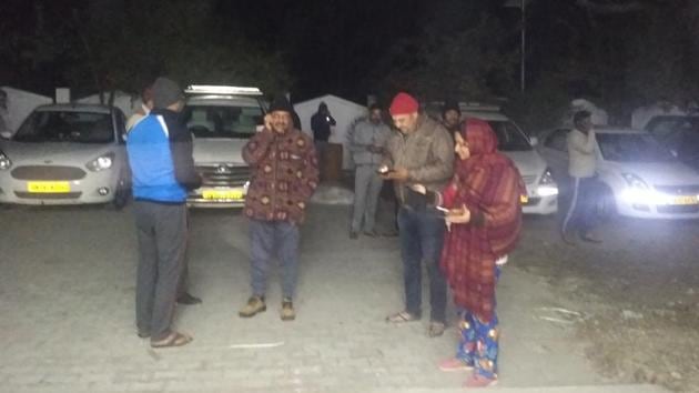 Visitors outside a guest house in Karnaprayag following tremors on December 6 last year. Rautela said the Garhwal region of Uttarakhand was hit by a catastrophic earthquake way back in 1803, and 200 years on there is a lot of ’un-released energy in the Himalayan region’. (HT File) Visitors outside a guest house in Karnaprayag following tremors on December 6 last year. Rautela said the Garhwal region of Uttarakhand was hit by a catastrophic earthquake way back in 1803, and 200 years on there is a lot of ’un-released energy in the Himalayan region’. (HT File)