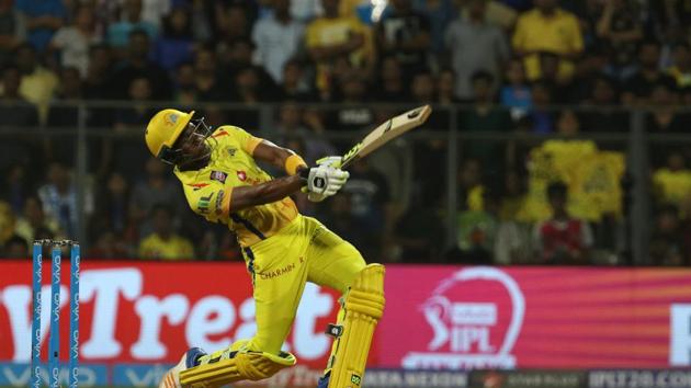 Dwayne Bravo, however, had other ideas and he proceeded to tear Jasprit Bumrah and Mitchell McClenaghan apart with some big hitting. (BCCI) 