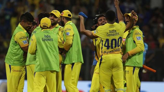 Dwayne Bravo blasted 68 off 30 balls to help Chennai Super Kings to a thrilling one-wicket win over Mumbai Indians.(BCCI)