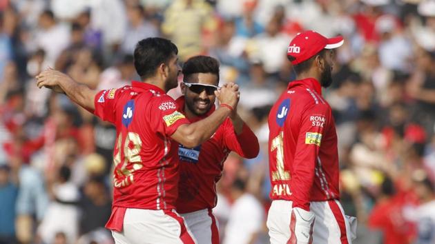 Mohit Sharma got the scalp of Vijay Shankar as DD were left in need of a partnership.  (BCCI ) 