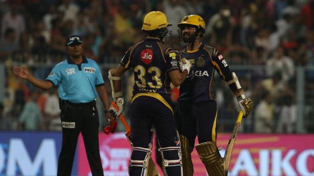 Karthik held firm as KKR completed a four-wicket win over RCB to get their IPL 2018 campaign off to a good start. (BCCI) 