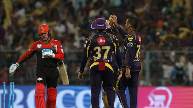 Sunil Narine dismissed McCullum for 43 as KKR looked to keep RCB in check. (BCCI) 