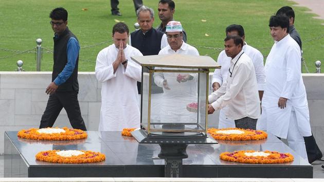 Rahul Gandhi at Raj Ghat on Monday.(Raj K Raj / HT Photo)